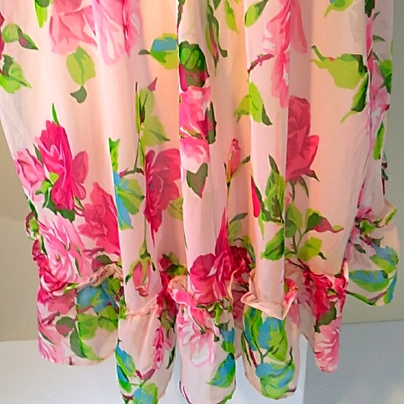 Pretty Floral Chemise Nightie Lingerie V Back, Ruffle Hem. SEXY! - Picture 5 of 13